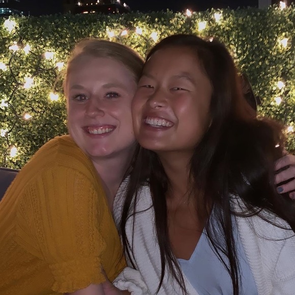 Meet your Posher, Hayley - Picture 1 of 1